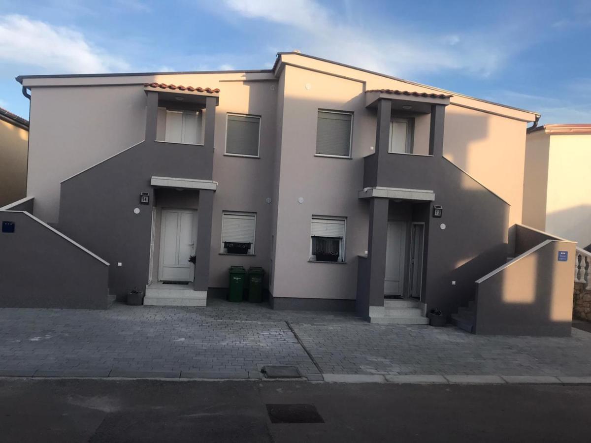 Apartman Petra 1 ヴィル エクステリア 写真