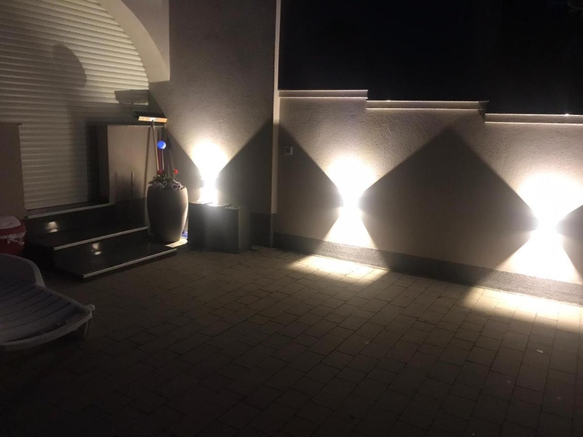 Apartman Petra 1 ヴィル エクステリア 写真